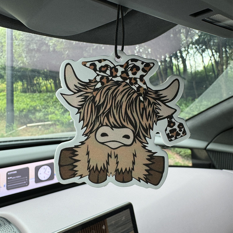 Cartoon Highland Cow Hilton (H - огляд і ціна Perfume Fragrance One